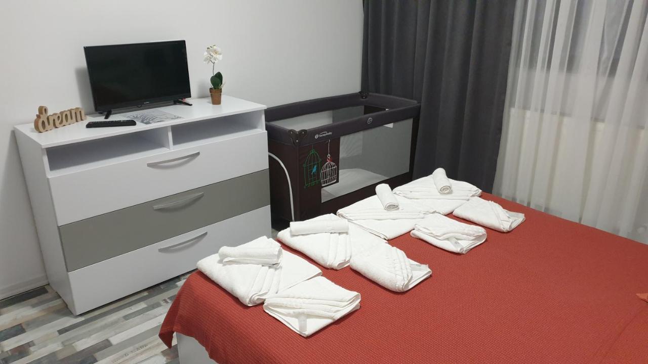 Summer Crib Mamaia-Sat Navodari Bagian luar foto