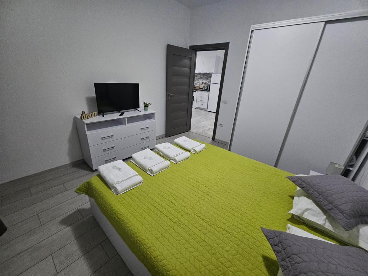 Summer Crib Mamaia-Sat Navodari Bagian luar foto