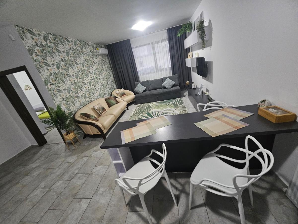 Summer Crib Mamaia-Sat Navodari Bagian luar foto