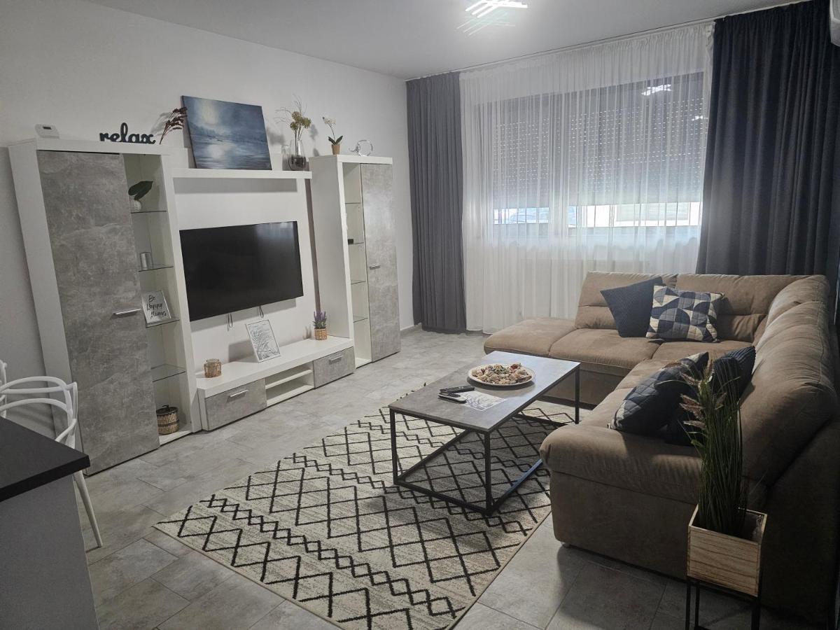Summer Crib Mamaia-Sat Navodari Bagian luar foto