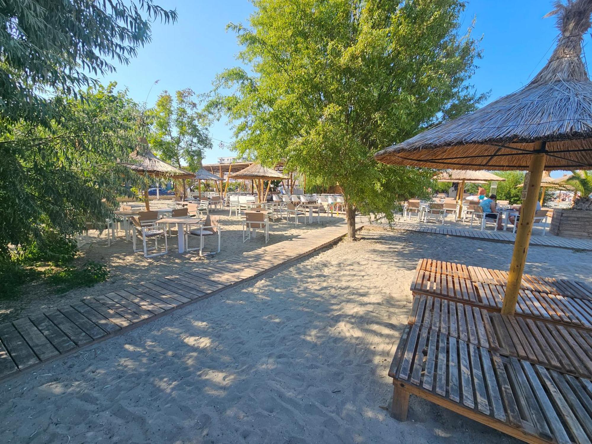 Summer Crib Mamaia-Sat Navodari Bagian luar foto