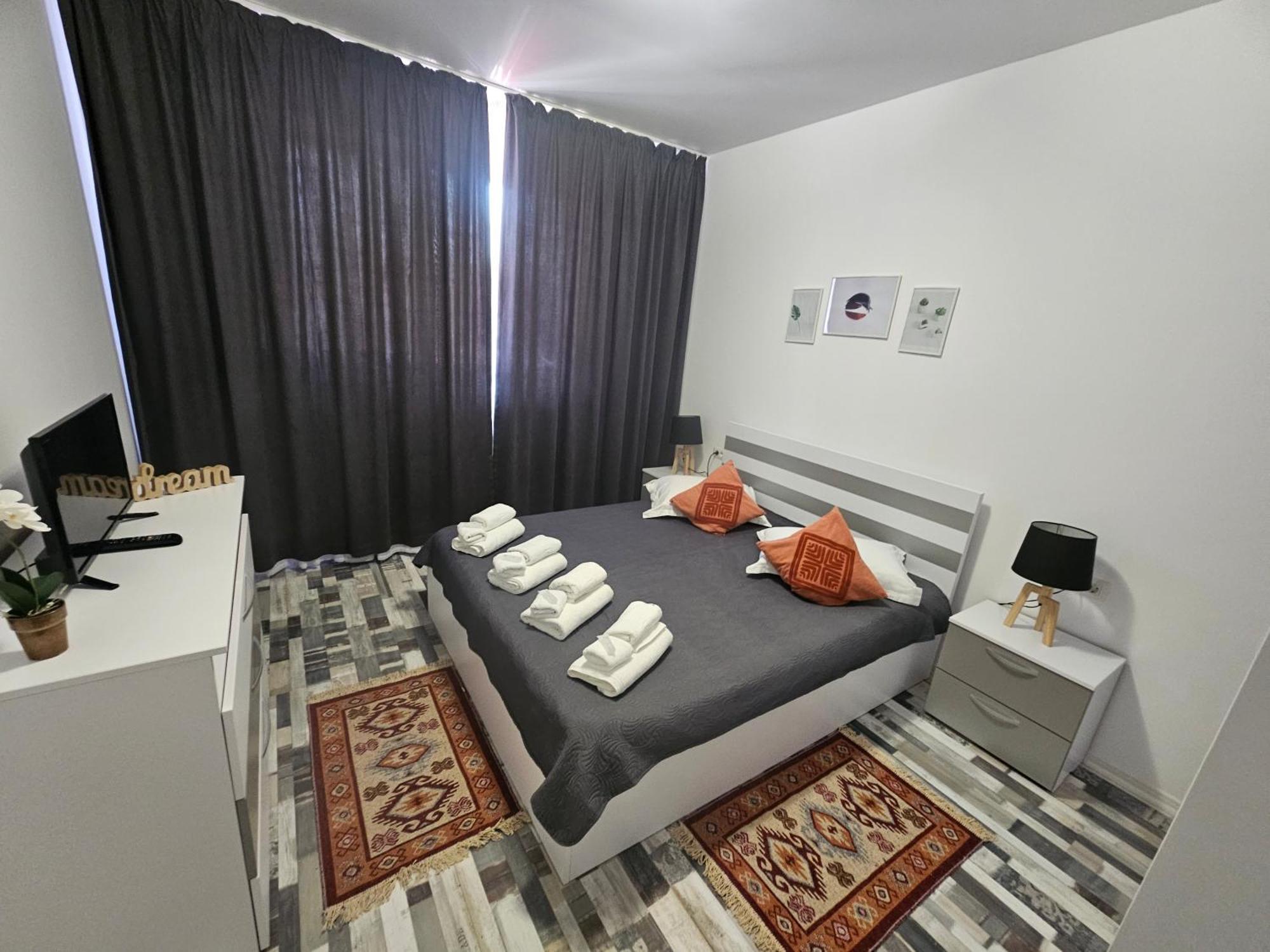 Summer Crib Mamaia-Sat Navodari Bagian luar foto
